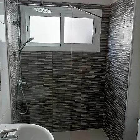 With Heated Pool Near Sandy - Costa Adeje Nyaraló *