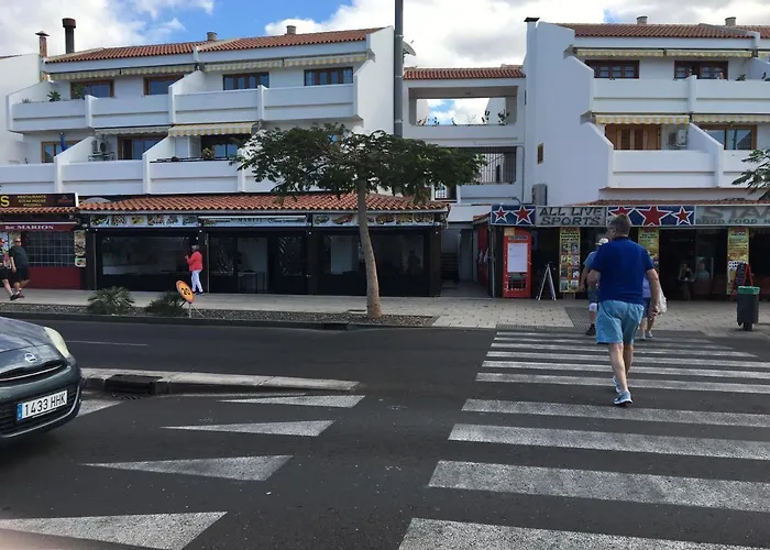 With Heated Pool Near Sandy - Costa Adeje