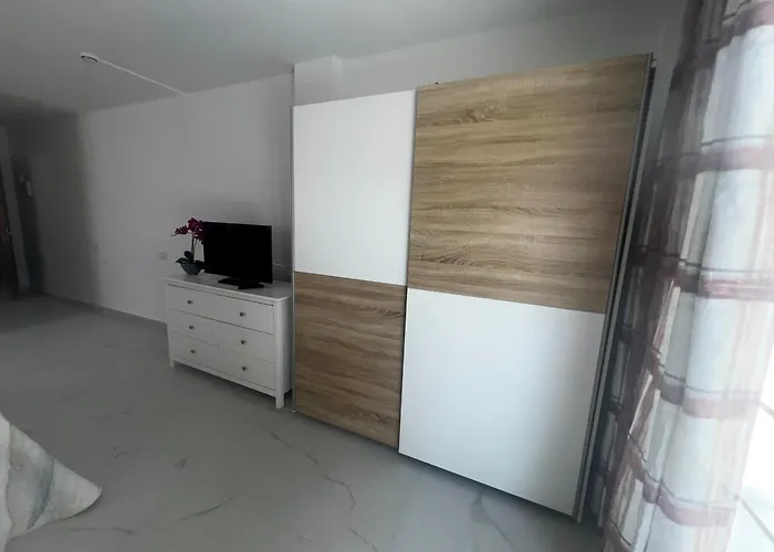 With Heated Pool Near Sandy - Costa Adeje Playa Feñabe