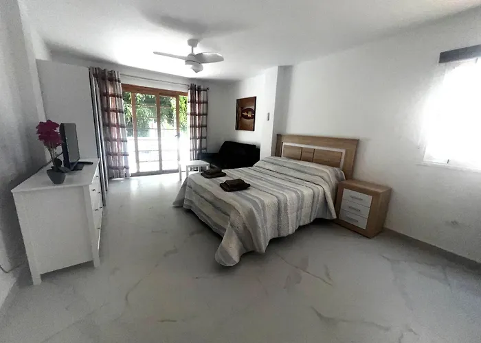 With Heated Pool Near Sandy - Costa Adeje Casa vacanze