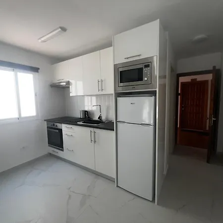 בית נופש With Heated Pool Near Sandy - Costa Adeje Playa Feñabe